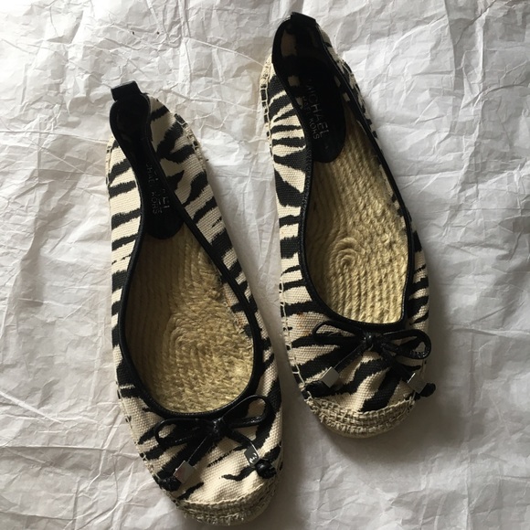 MICHAEL Michael Kors | Meg Flat Espadrilles - Picture 2 of 9